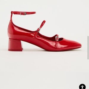 ZARA STRAPPY HELLED MARY JANES